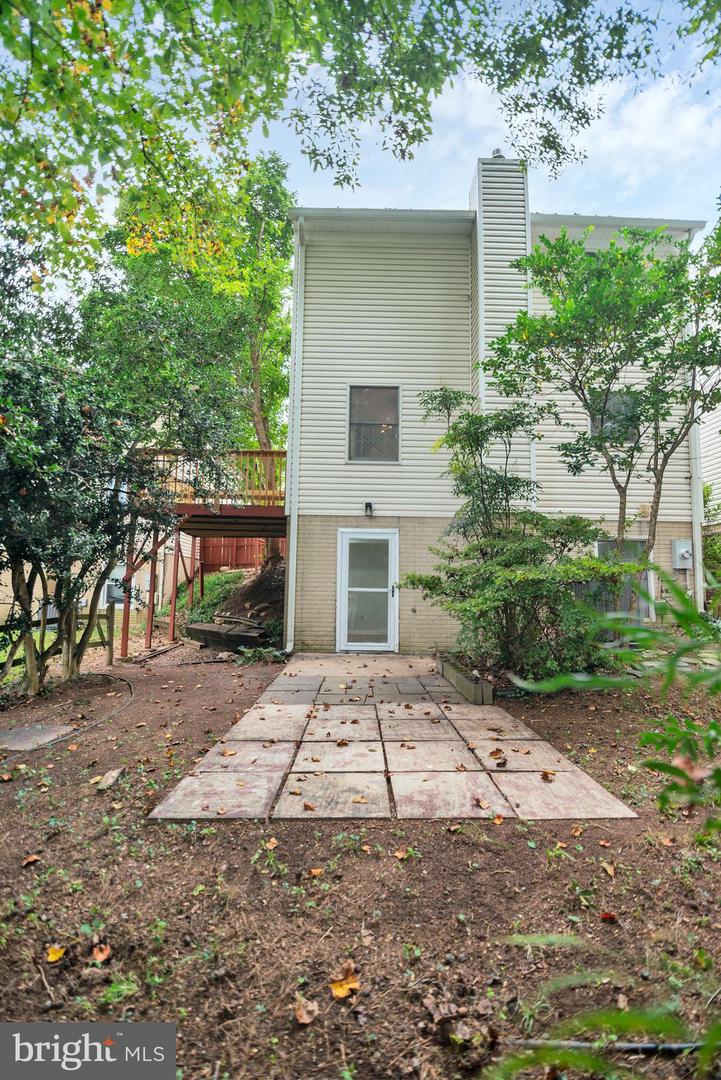 5809 SHANA PL, BURKE, Virginia 22015, 3 Bedrooms Bedrooms, 7 Rooms Rooms,3 BathroomsBathrooms,Residential,For sale,5809 SHANA PL,VAFX2269254 MLS # VAFX2269254