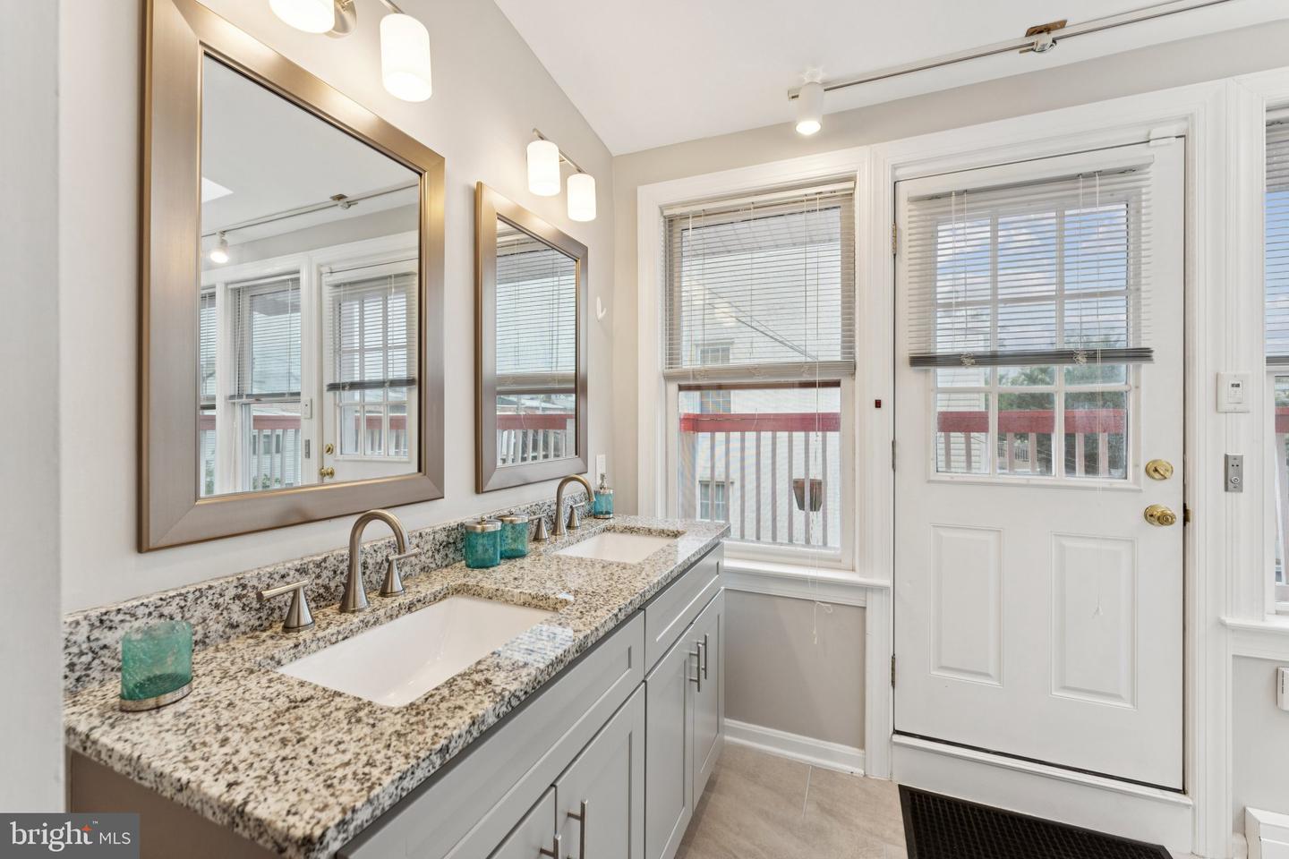 414 7TH ST NE, WASHINGTON, District Of Columbia 20002, 3 Bedrooms Bedrooms, ,2 BathroomsBathrooms,Residential,For sale,414 7TH ST NE,DCDC2224136 MLS # DCDC2224136