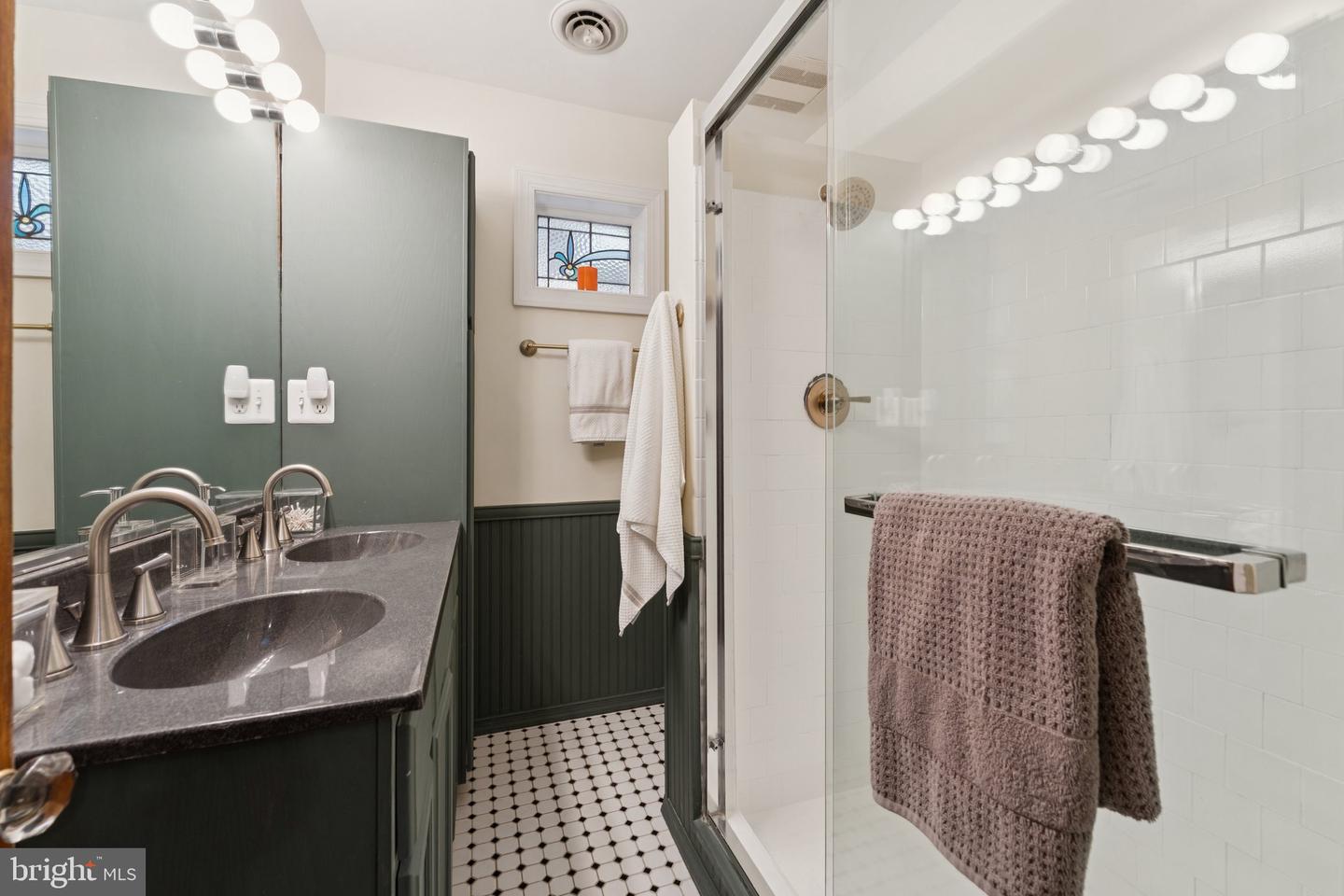 414 7TH ST NE, WASHINGTON, District Of Columbia 20002, 3 Bedrooms Bedrooms, ,2 BathroomsBathrooms,Residential,For sale,414 7TH ST NE,DCDC2224136 MLS # DCDC2224136