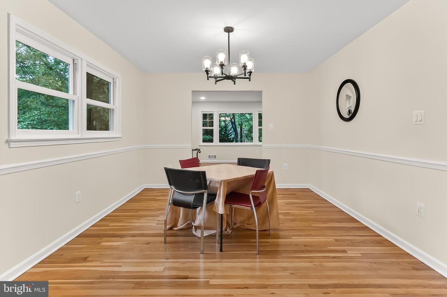 5112 CLINTON RD, ALEXANDRIA, Virginia 22312, 3 Bedrooms Bedrooms, 8 Rooms Rooms,2 BathroomsBathrooms,Residential,For sale,5112 CLINTON RD,VAFX2269286 MLS # VAFX2269286