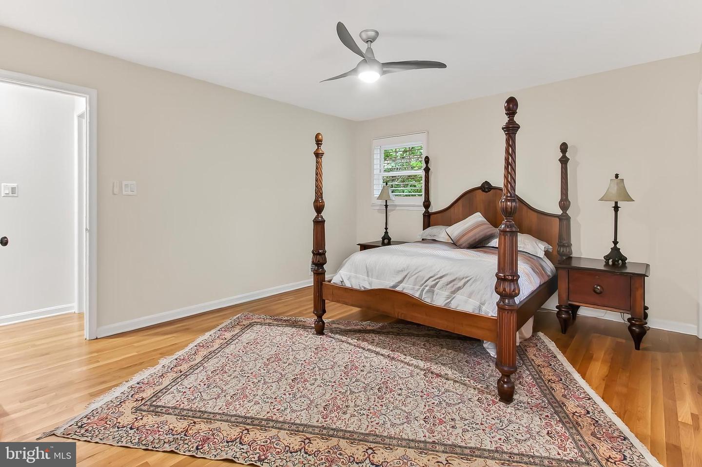 5112 CLINTON RD, ALEXANDRIA, Virginia 22312, 3 Bedrooms Bedrooms, 8 Rooms Rooms,2 BathroomsBathrooms,Residential,For sale,5112 CLINTON RD,VAFX2269286 MLS # VAFX2269286
