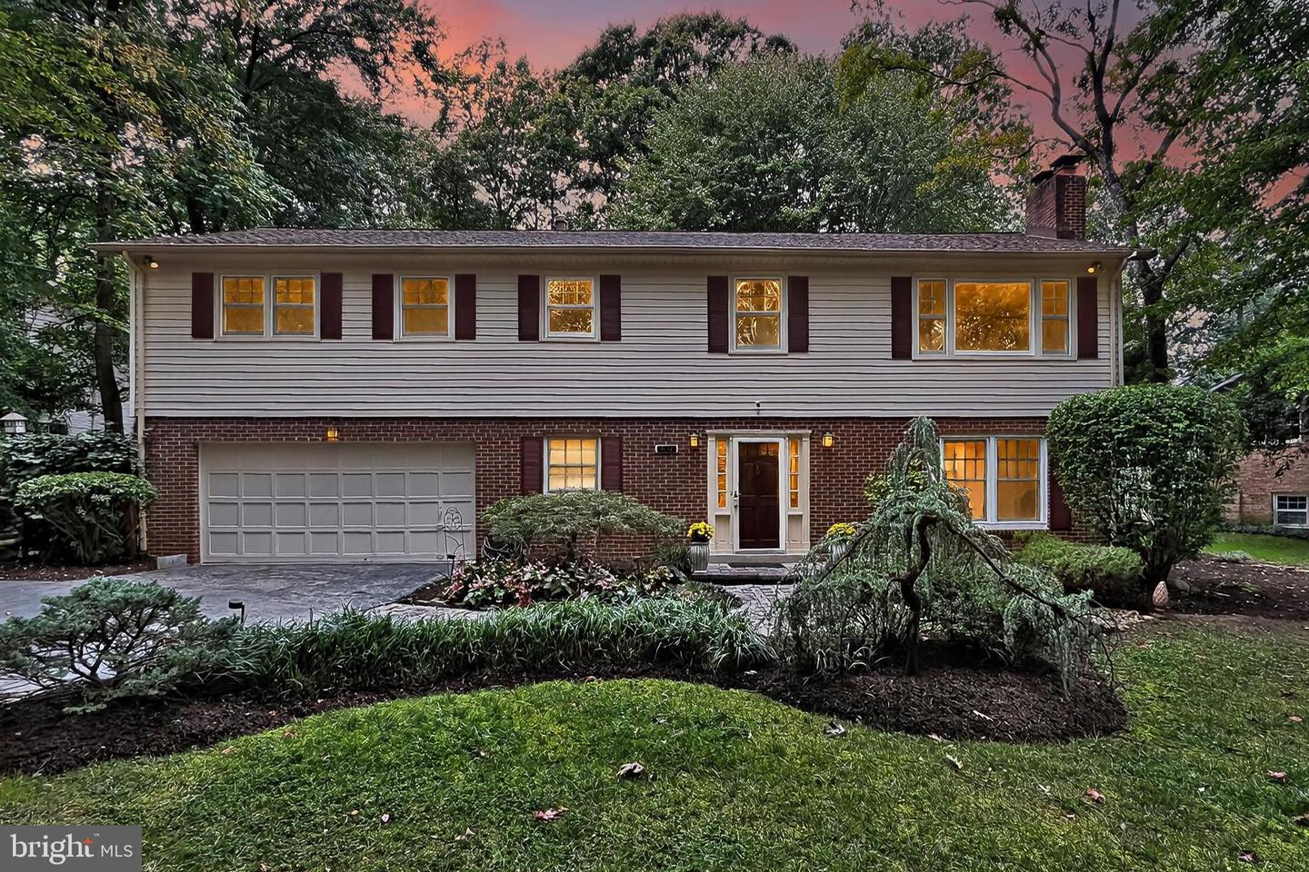5112 CLINTON RD, ALEXANDRIA, Virginia 22312, 3 Bedrooms Bedrooms, 8 Rooms Rooms,2 BathroomsBathrooms,Residential,For sale,5112 CLINTON RD,VAFX2269286 MLS # VAFX2269286