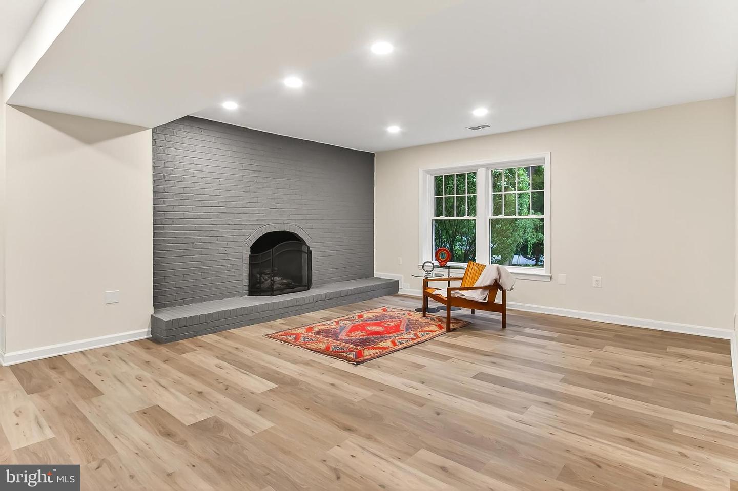 5112 CLINTON RD, ALEXANDRIA, Virginia 22312, 3 Bedrooms Bedrooms, 8 Rooms Rooms,2 BathroomsBathrooms,Residential,For sale,5112 CLINTON RD,VAFX2269286 MLS # VAFX2269286