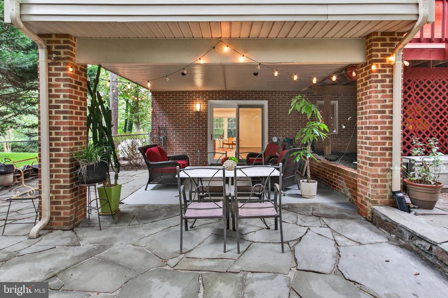 5112 CLINTON RD, ALEXANDRIA, Virginia 22312, 3 Bedrooms Bedrooms, 8 Rooms Rooms,2 BathroomsBathrooms,Residential,For sale,5112 CLINTON RD,VAFX2269286 MLS # VAFX2269286