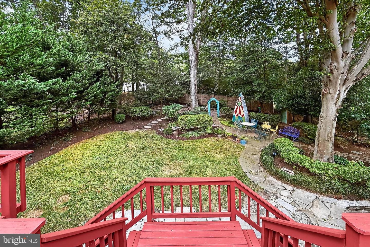 5112 CLINTON RD, ALEXANDRIA, Virginia 22312, 3 Bedrooms Bedrooms, 8 Rooms Rooms,2 BathroomsBathrooms,Residential,For sale,5112 CLINTON RD,VAFX2269286 MLS # VAFX2269286