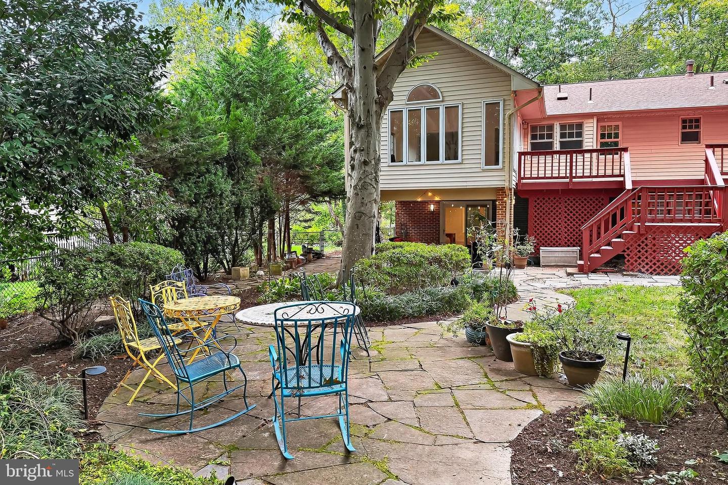 5112 CLINTON RD, ALEXANDRIA, Virginia 22312, 3 Bedrooms Bedrooms, 8 Rooms Rooms,2 BathroomsBathrooms,Residential,For sale,5112 CLINTON RD,VAFX2269286 MLS # VAFX2269286