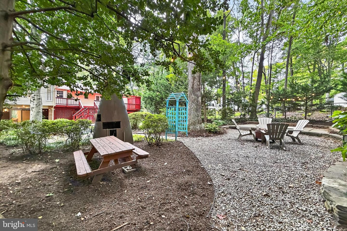 5112 CLINTON RD, ALEXANDRIA, Virginia 22312, 3 Bedrooms Bedrooms, 8 Rooms Rooms,2 BathroomsBathrooms,Residential,For sale,5112 CLINTON RD,VAFX2269286 MLS # VAFX2269286