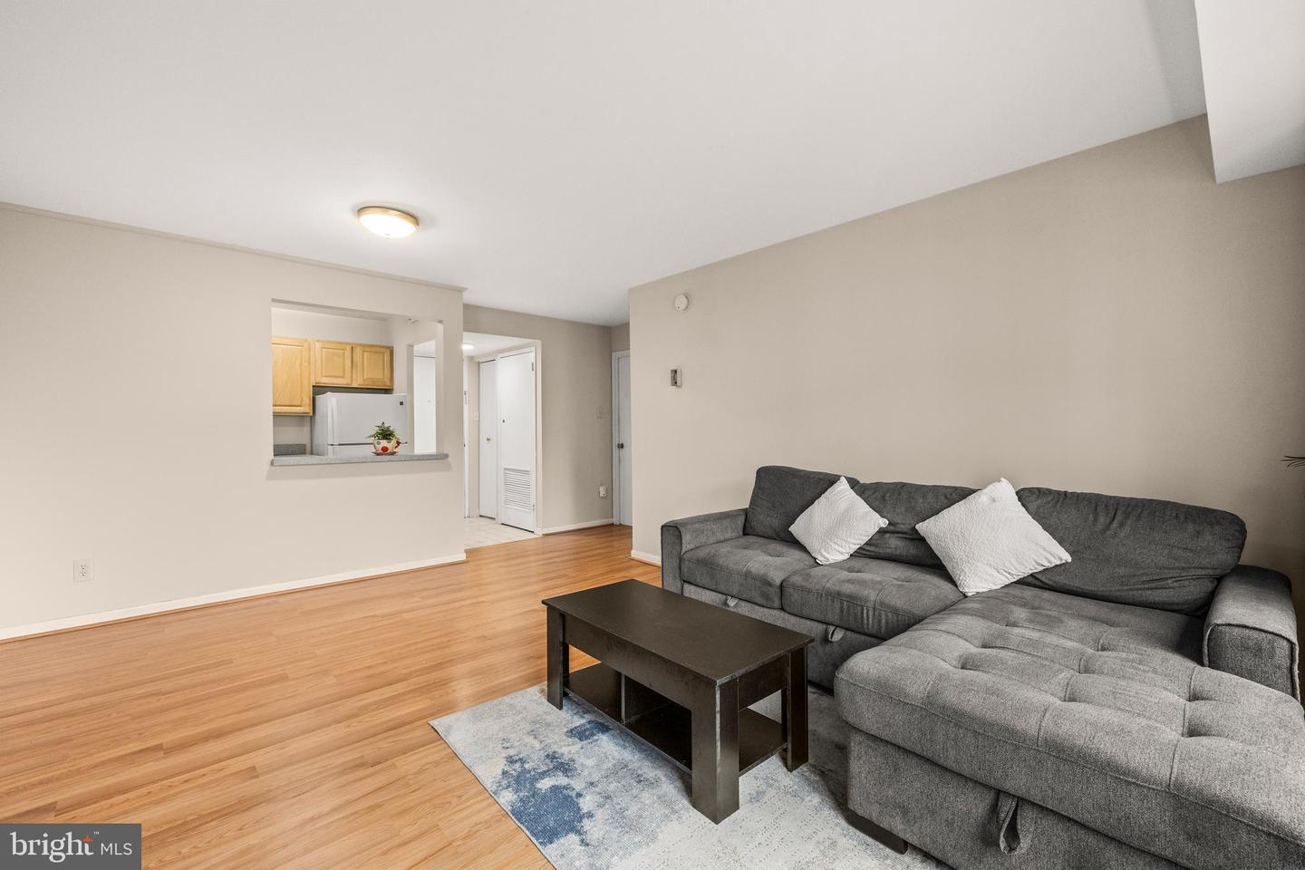 3100 S MANCHESTER ST #813, FALLS CHURCH, Virginia 22044, 1 Bedroom Bedrooms, ,1 BathroomBathrooms,Residential,For sale,3100 S MANCHESTER ST #813,VAFX2269288 MLS # VAFX2269288