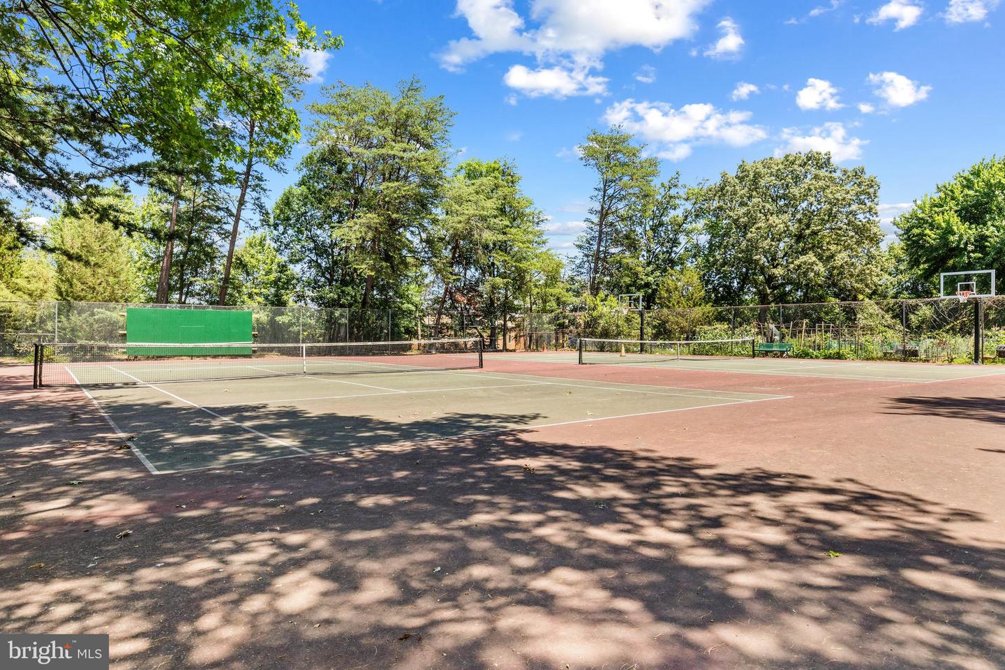 3100 S MANCHESTER ST #813, FALLS CHURCH, Virginia 22044, 1 Bedroom Bedrooms, ,1 BathroomBathrooms,Residential,For sale,3100 S MANCHESTER ST #813,VAFX2269288 MLS # VAFX2269288