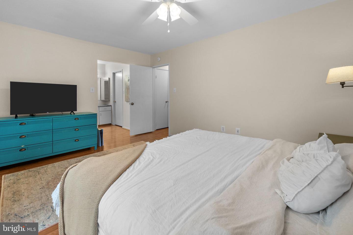 9068 BLARNEY STONE DR, SPRINGFIELD, Virginia 22152, 3 Bedrooms Bedrooms, ,3 BathroomsBathrooms,Residential,For sale,9068 BLARNEY STONE DR,VAFX2269298 MLS # VAFX2269298