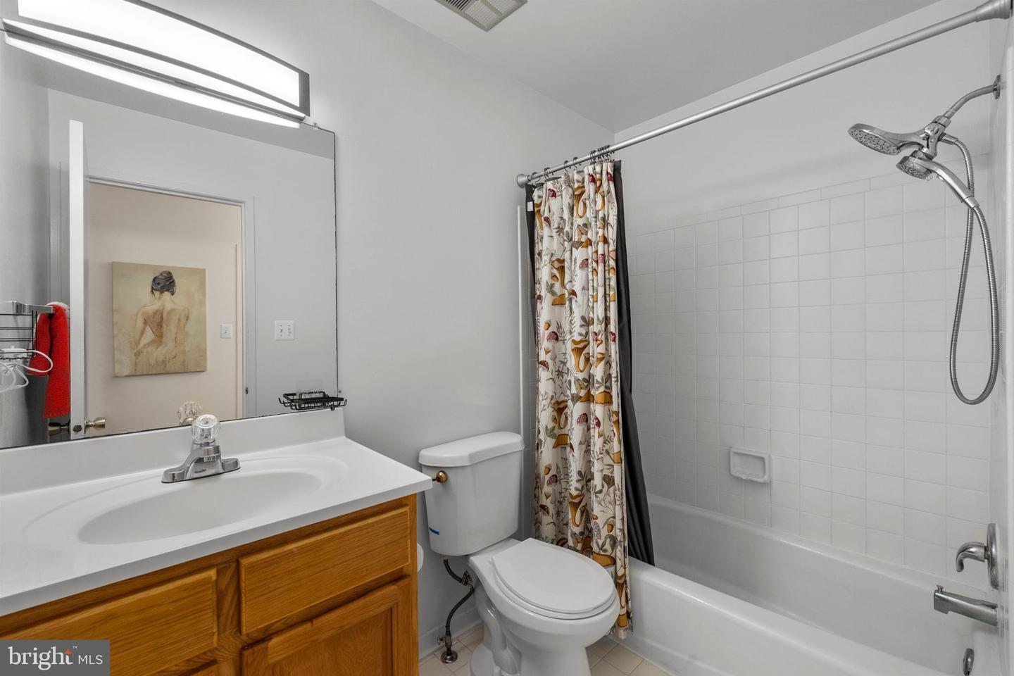 9068 BLARNEY STONE DR, SPRINGFIELD, Virginia 22152, 3 Bedrooms Bedrooms, ,3 BathroomsBathrooms,Residential,For sale,9068 BLARNEY STONE DR,VAFX2269298 MLS # VAFX2269298