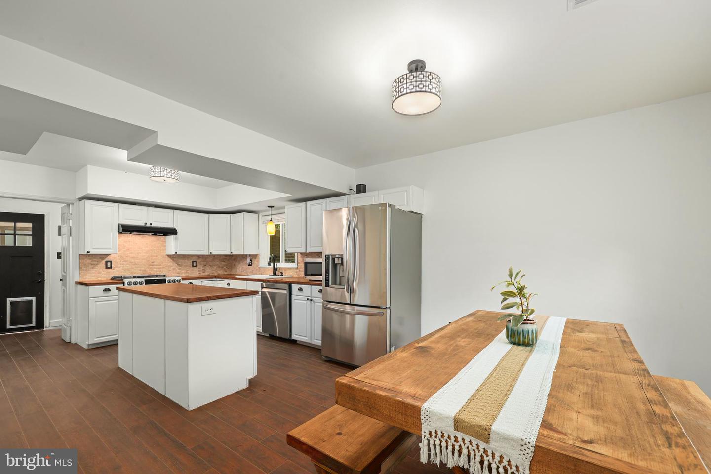 19558 LOUDOUN ORCHARD RD, LEESBURG, Virginia 20175, 3 Bedrooms Bedrooms, ,2 BathroomsBathrooms,Residential,For sale,19558 LOUDOUN ORCHARD RD,VALO2107672 MLS # VALO2107672