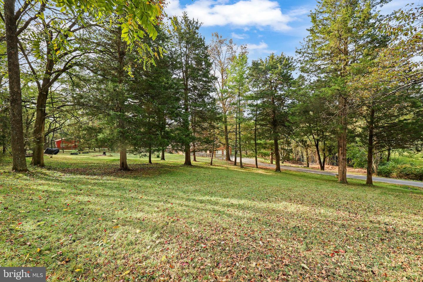 19558 LOUDOUN ORCHARD RD, LEESBURG, Virginia 20175, 3 Bedrooms Bedrooms, ,2 BathroomsBathrooms,Residential,For sale,19558 LOUDOUN ORCHARD RD,VALO2107672 MLS # VALO2107672