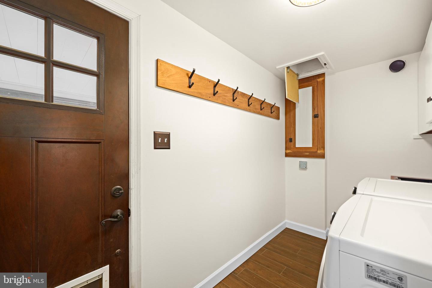 19558 LOUDOUN ORCHARD RD, LEESBURG, Virginia 20175, 3 Bedrooms Bedrooms, ,2 BathroomsBathrooms,Residential,For sale,19558 LOUDOUN ORCHARD RD,VALO2107672 MLS # VALO2107672