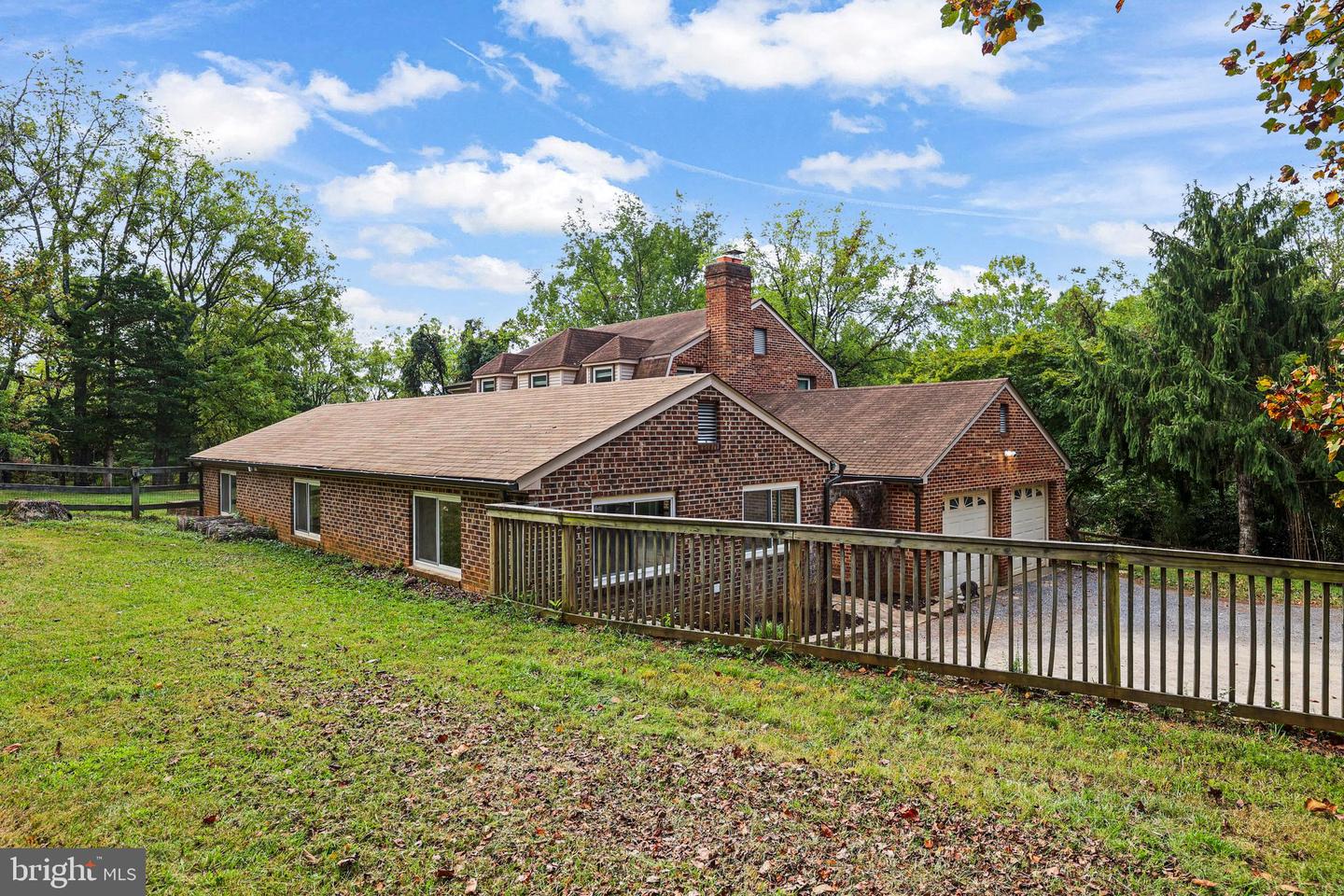 19558 LOUDOUN ORCHARD RD, LEESBURG, Virginia 20175, 3 Bedrooms Bedrooms, ,2 BathroomsBathrooms,Residential,For sale,19558 LOUDOUN ORCHARD RD,VALO2107672 MLS # VALO2107672