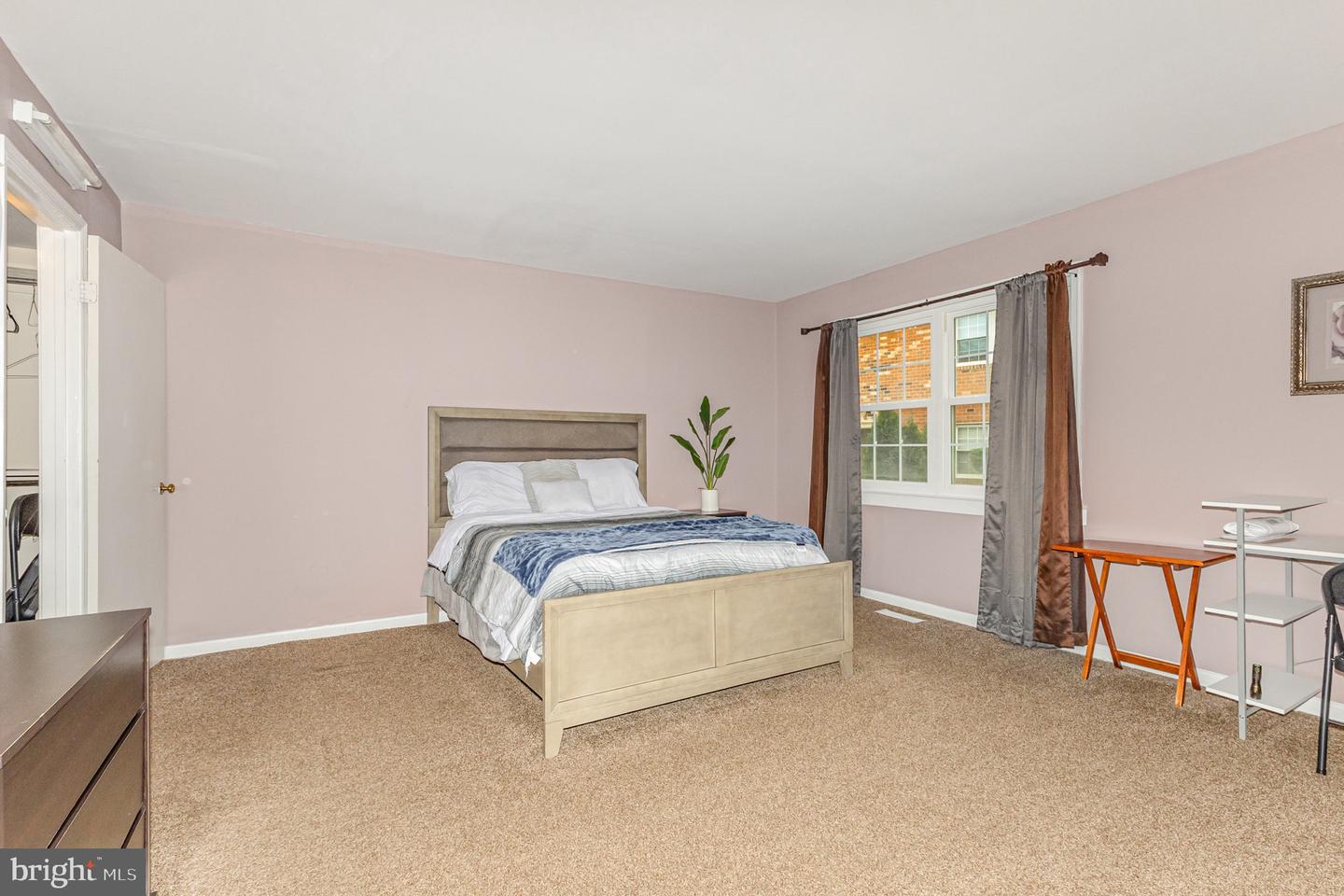 9816 HAGEL CIR, LORTON, Virginia 22079, 3 Bedrooms Bedrooms, ,2 BathroomsBathrooms,Residential,For sale,9816 HAGEL CIR,VAFX2269400 MLS # VAFX2269400