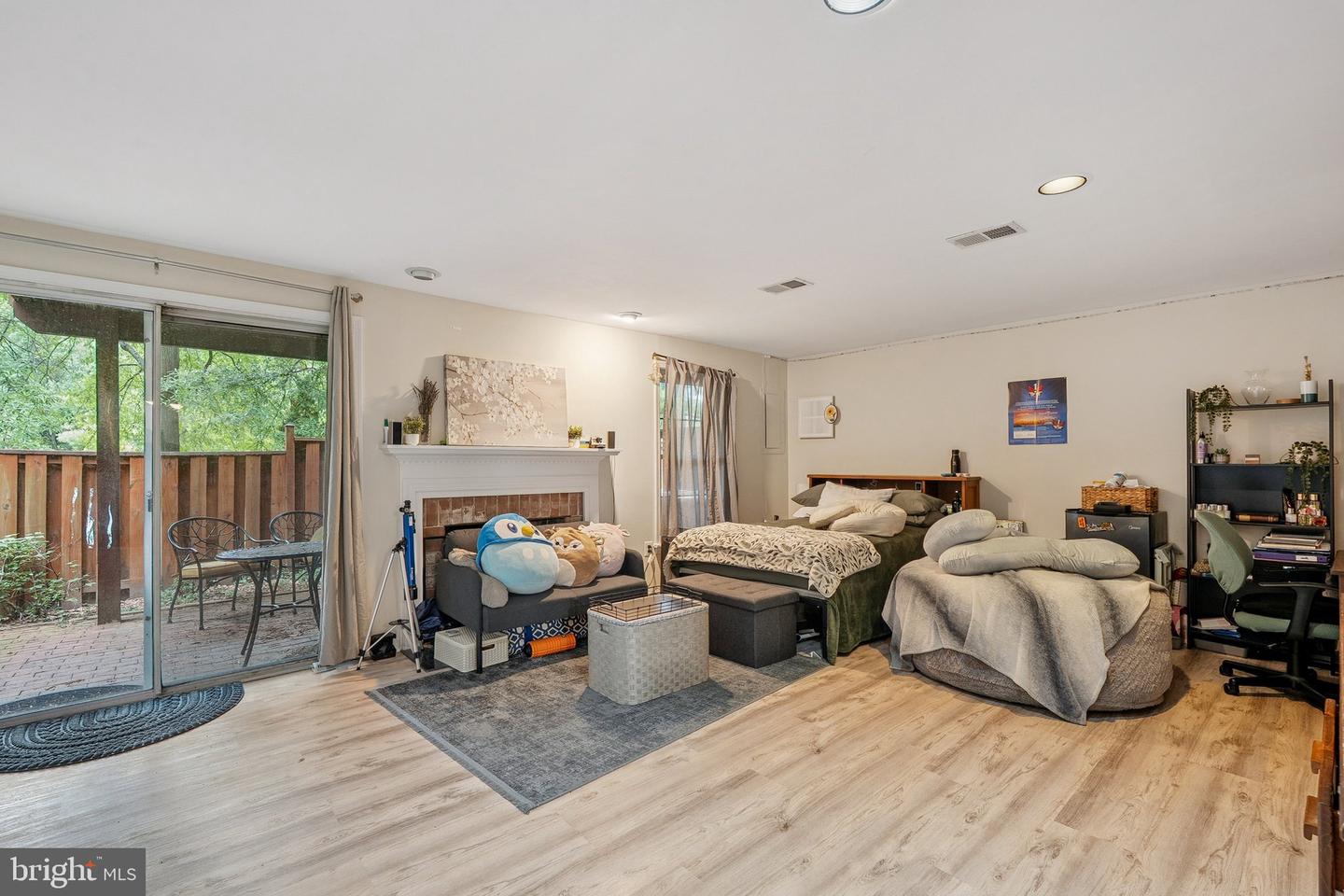 4024 NICHOLAS CT, FAIRFAX, Virginia 22033, 3 Bedrooms Bedrooms, ,3 BathroomsBathrooms,Residential,For sale,4024 NICHOLAS CT,VAFX2269424 MLS # VAFX2269424