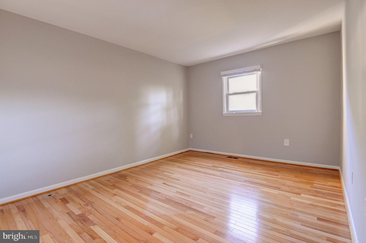 3028 WHITE BIRCH CT, FAIRFAX, Virginia 22031, 4 Bedrooms Bedrooms, ,3 BathroomsBathrooms,Residential,For sale,3028 WHITE BIRCH CT,VAFX2269466 MLS # VAFX2269466