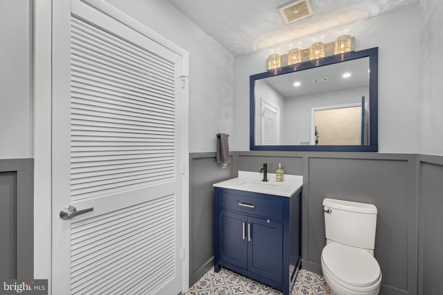 400 MASSACHUSETTS AVE NW #1011, WASHINGTON, District Of Columbia 20001, 2 Bedrooms Bedrooms, ,2 BathroomsBathrooms,Residential,For sale,400 MASSACHUSETTS AVE NW #1011,DCDC2224386 MLS # DCDC2224386
