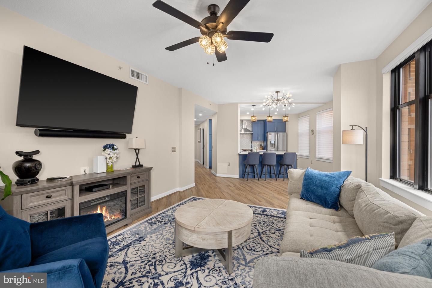 400 MASSACHUSETTS AVE NW #1011, WASHINGTON, District Of Columbia 20001, 2 Bedrooms Bedrooms, ,2 BathroomsBathrooms,Residential,For sale,400 MASSACHUSETTS AVE NW #1011,DCDC2224386 MLS # DCDC2224386