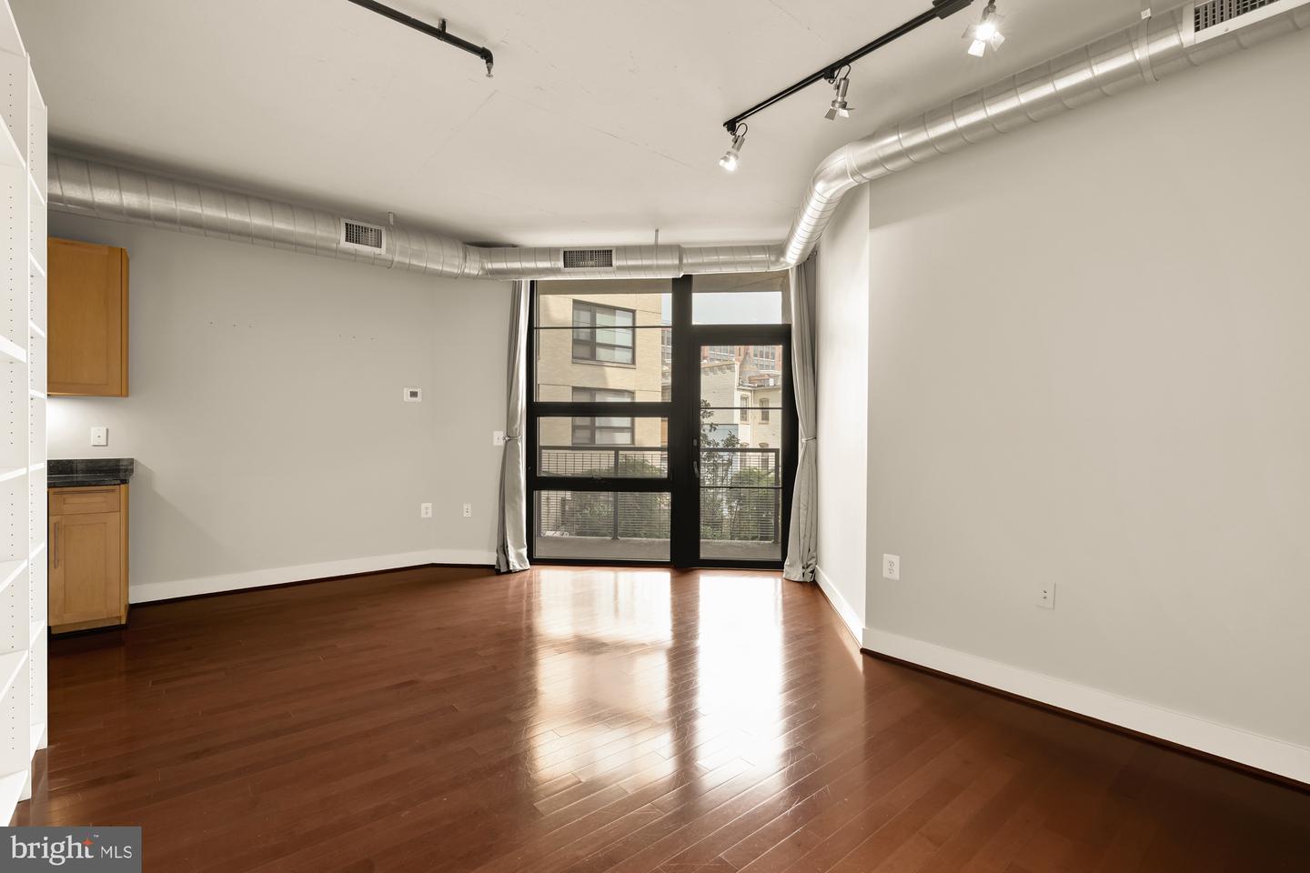 2125 14TH ST NW #321, WASHINGTON, District Of Columbia 20009, ,1 BathroomBathrooms,Residential,For sale,2125 14TH ST NW #321,DCDC2224292 MLS # DCDC2224292