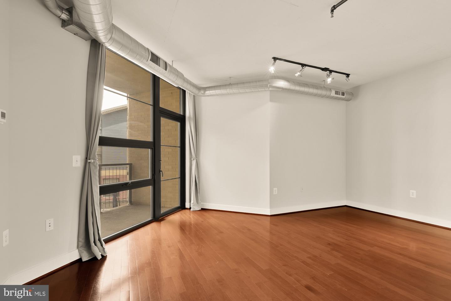 2125 14TH ST NW #321, WASHINGTON, District Of Columbia 20009, ,1 BathroomBathrooms,Residential,For sale,2125 14TH ST NW #321,DCDC2224292 MLS # DCDC2224292