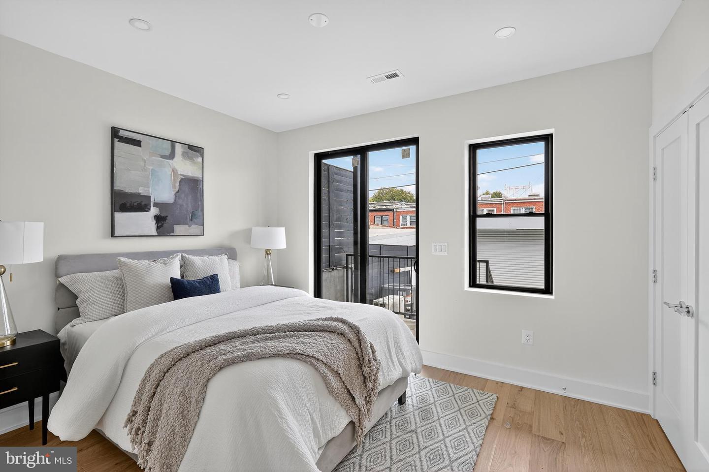 828 21ST ST NE #1, WASHINGTON, District Of Columbia 20002, 1 Bedroom Bedrooms, ,1 BathroomBathrooms,Residential,For sale,828 21ST ST NE #1,DCDC2224396 MLS # DCDC2224396