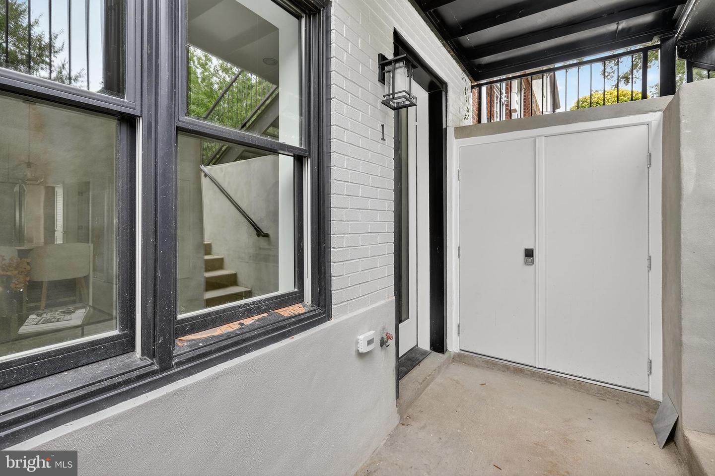 828 21ST ST NE #1, WASHINGTON, District Of Columbia 20002, 1 Bedroom Bedrooms, ,1 BathroomBathrooms,Residential,For sale,828 21ST ST NE #1,DCDC2224396 MLS # DCDC2224396