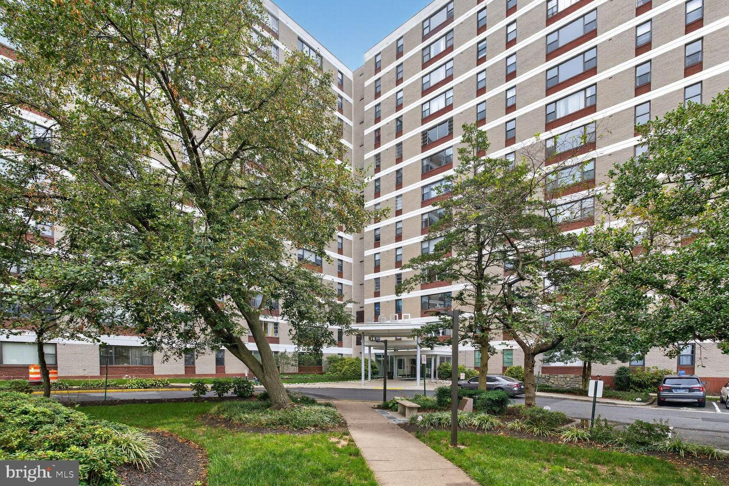 4600 DUKE ST #1121, ALEXANDRIA, Virginia 22304, 2 Bedrooms Bedrooms, ,1 BathroomBathrooms,Residential,For sale,4600 DUKE ST #1121,VAAX2050246 MLS # VAAX2050246