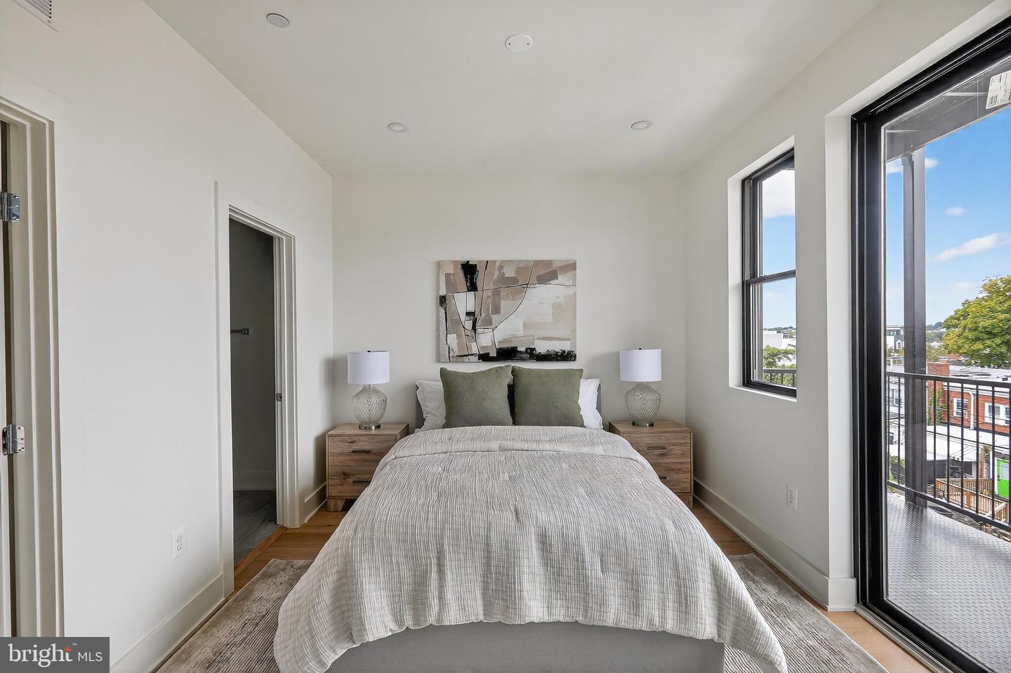 828 21ST ST NE #2, WASHINGTON, District Of Columbia 20002, 2 Bedrooms Bedrooms, ,2 BathroomsBathrooms,Residential,For sale,828 21ST ST NE #2,DCDC2224398 MLS # DCDC2224398 828 21ST ST NE #2, WASHINGTON, District Of Columbia 20002, 2 Bedrooms Bedrooms, ,2 BathroomsBathrooms,Residential,For sale,828 21ST ST NE #2,DCDC2224398 MLS # DCDC2224398