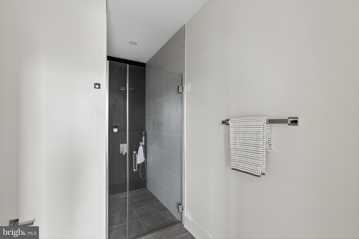 828 21ST ST NE #2, WASHINGTON, District Of Columbia 20002, 2 Bedrooms Bedrooms, ,2 BathroomsBathrooms,Residential,For sale,828 21ST ST NE #2,DCDC2224398 MLS # DCDC2224398 828 21ST ST NE #2, WASHINGTON, District Of Columbia 20002, 2 Bedrooms Bedrooms, ,2 BathroomsBathrooms,Residential,For sale,828 21ST ST NE #2,DCDC2224398 MLS # DCDC2224398