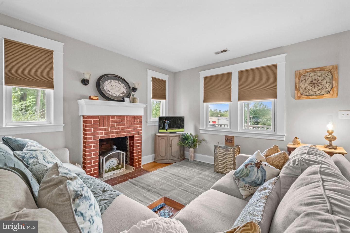 239 BUTLER RD, FREDERICKSBURG, Virginia 22405, 3 Bedrooms Bedrooms, ,1 BathroomBathrooms,Residential,For sale,239 BUTLER RD,VAST2042970 MLS # VAST2042970