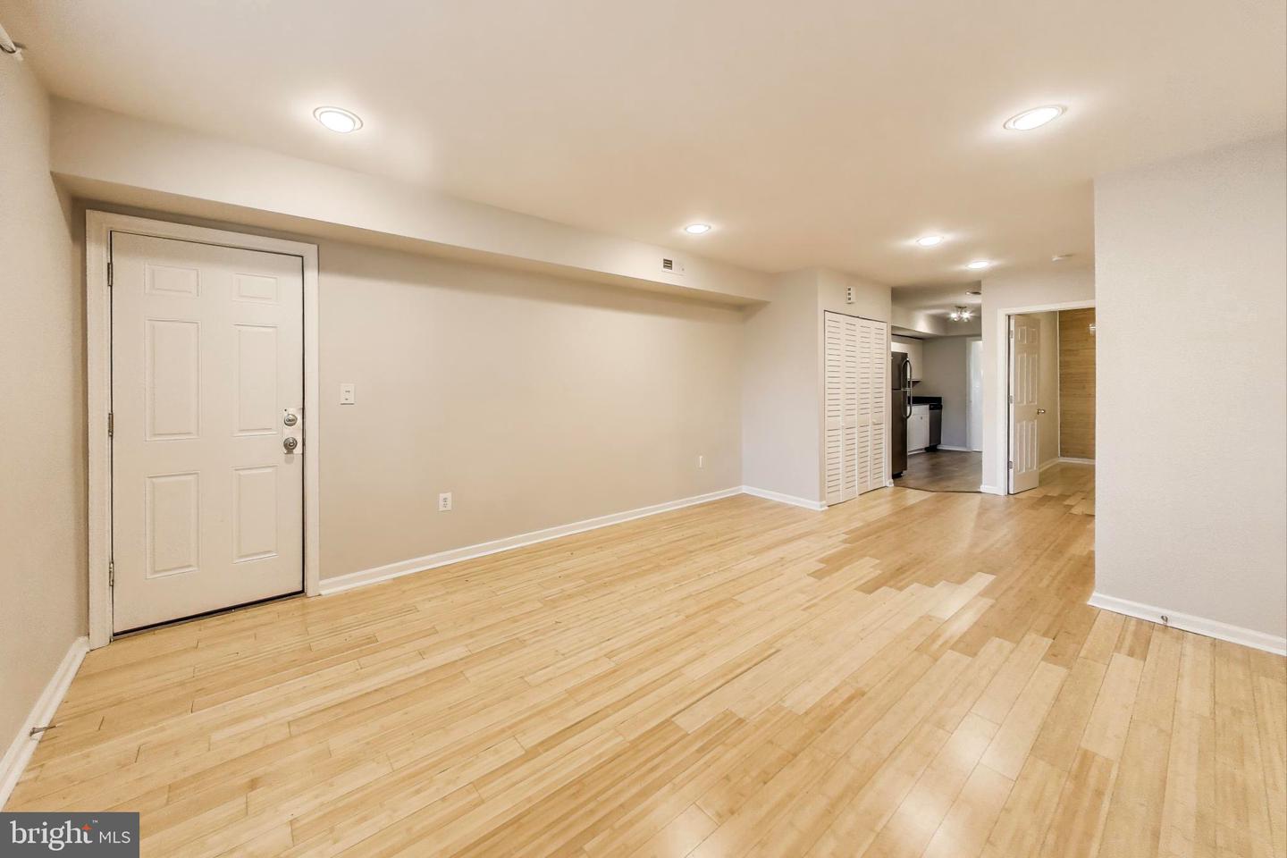 1121 QUEEN ST NE #2, WASHINGTON, District Of Columbia 20002, 2 Bedrooms Bedrooms, 3 Rooms Rooms,1 BathroomBathrooms,Residential,For sale,1121 QUEEN ST NE #2,DCDC2224434 MLS # DCDC2224434