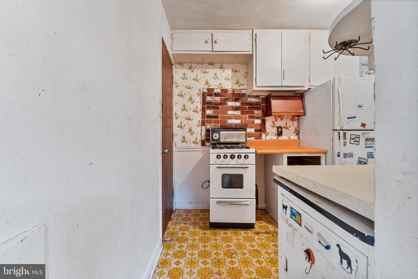 33 UNDERWOOD PL, ALEXANDRIA, Virginia 22304, 2 Bedrooms Bedrooms, ,2 BathroomsBathrooms,Residential,For sale,33 UNDERWOOD PL,VAAX2050258 MLS # VAAX2050258