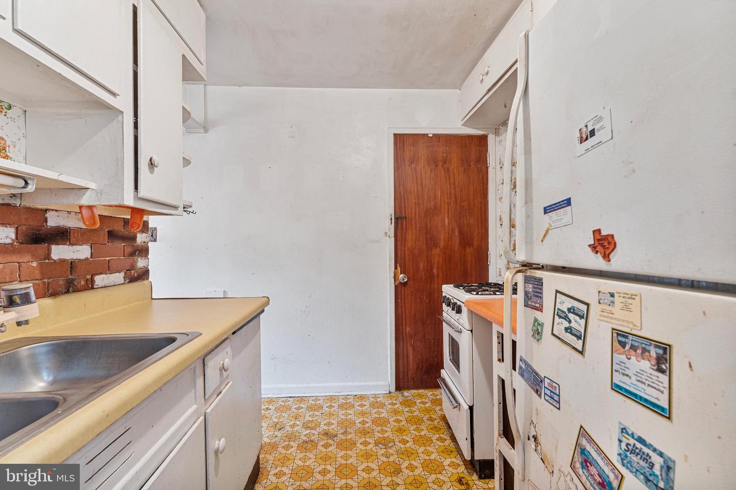 33 UNDERWOOD PL, ALEXANDRIA, Virginia 22304, 2 Bedrooms Bedrooms, ,2 BathroomsBathrooms,Residential,For sale,33 UNDERWOOD PL,VAAX2050258 MLS # VAAX2050258