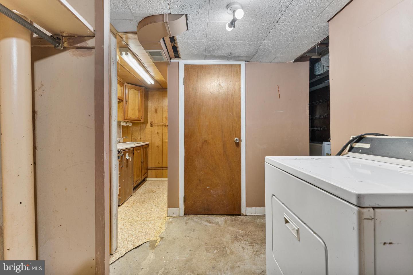 33 UNDERWOOD PL, ALEXANDRIA, Virginia 22304, 2 Bedrooms Bedrooms, ,2 BathroomsBathrooms,Residential,For sale,33 UNDERWOOD PL,VAAX2050258 MLS # VAAX2050258