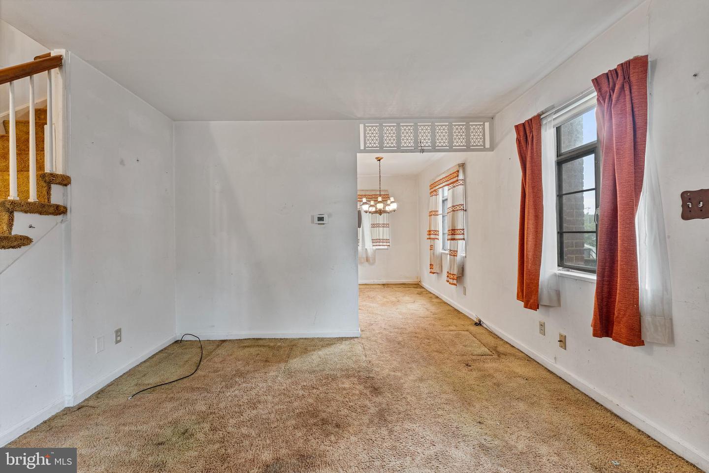 33 UNDERWOOD PL, ALEXANDRIA, Virginia 22304, 2 Bedrooms Bedrooms, ,2 BathroomsBathrooms,Residential,For sale,33 UNDERWOOD PL,VAAX2050258 MLS # VAAX2050258