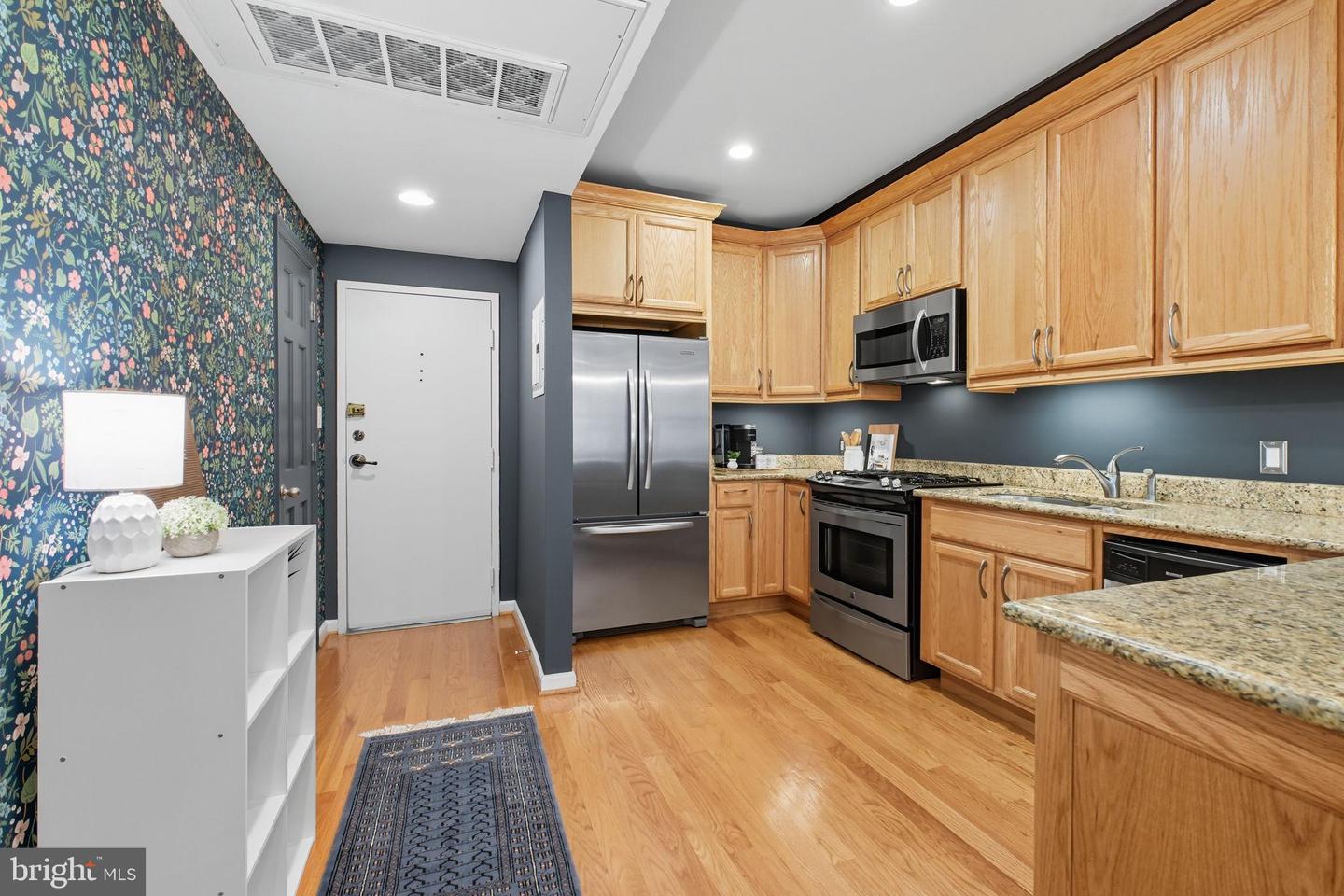 1669 COLUMBIA RD NW #203, WASHINGTON, District Of Columbia 20009, 1 Bedroom Bedrooms, 2 Rooms Rooms,1 BathroomBathrooms,Residential,For sale,1669 COLUMBIA RD NW #203,DCDC2224468 MLS # DCDC2224468