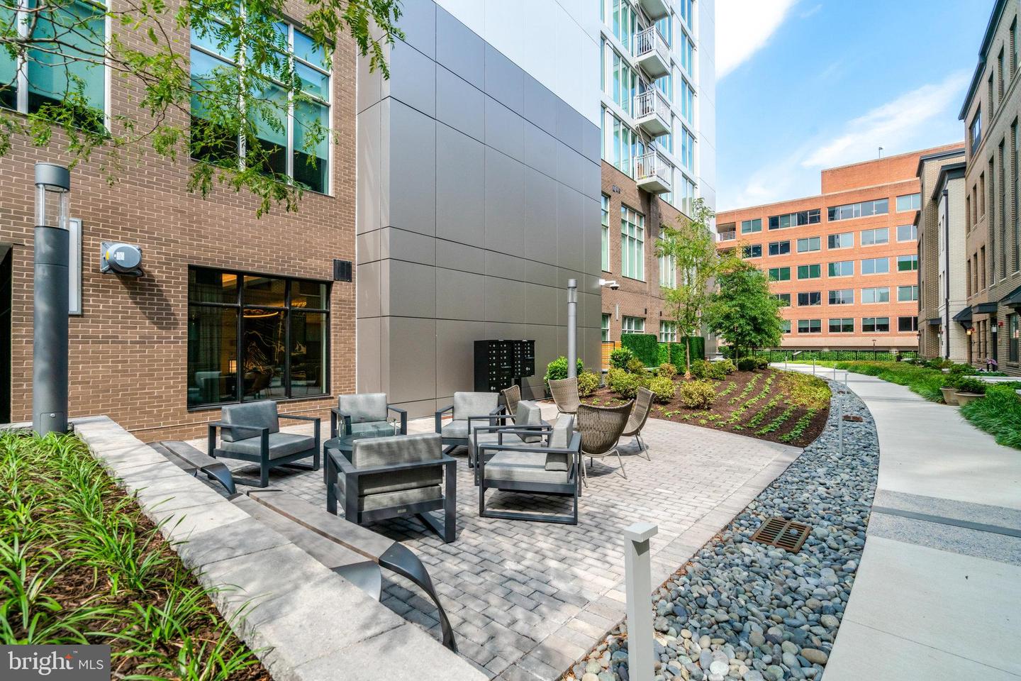 925 N FAIRFAX ST #104, ALEXANDRIA, Virginia 22314, 1 Bedroom Bedrooms, ,1 BathroomBathrooms,Residential,For sale,925 N FAIRFAX ST #104,VAAX2050262 MLS # VAAX2050262