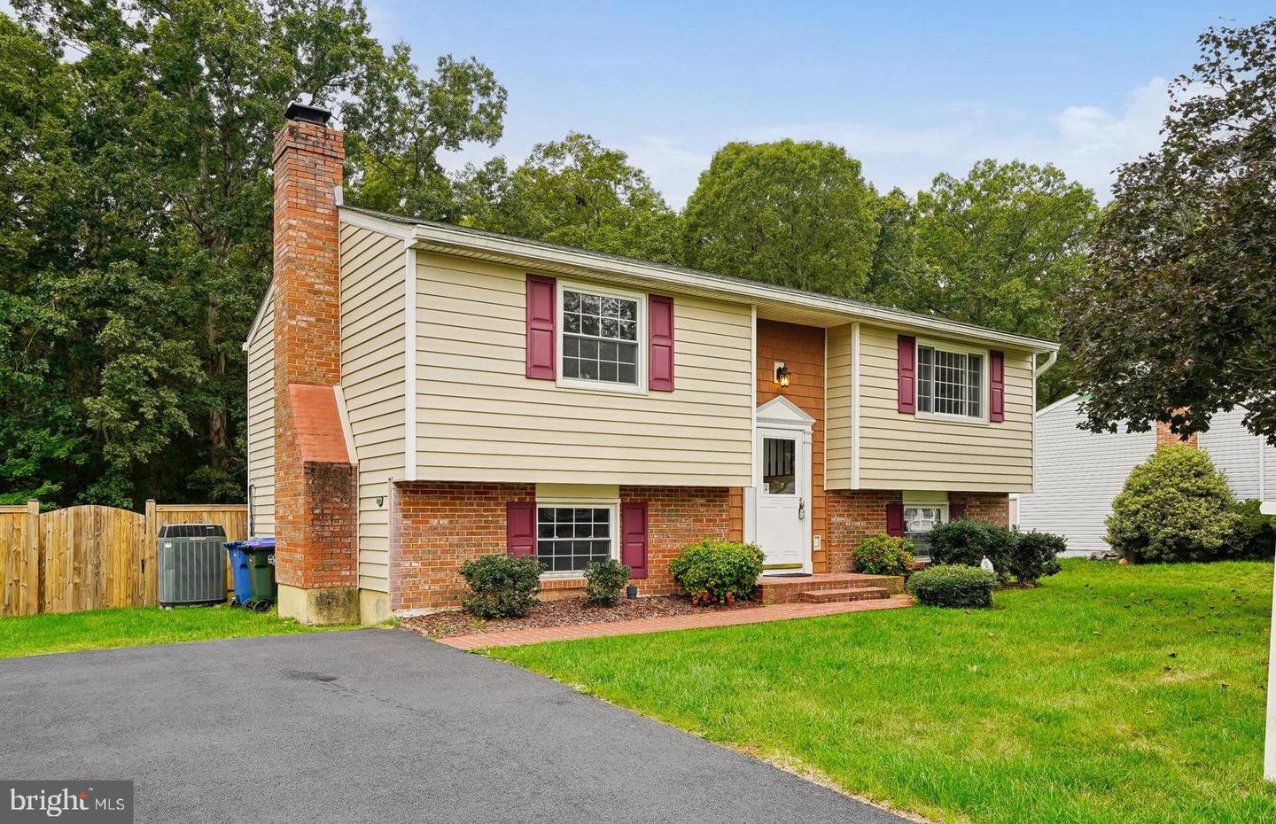 15105 OLDDALE RD, CENTREVILLE, Virginia 20120, 4 Bedrooms Bedrooms, ,2 BathroomsBathrooms,Residential,For sale,15105 OLDDALE RD,VAFX2269582 MLS # VAFX2269582