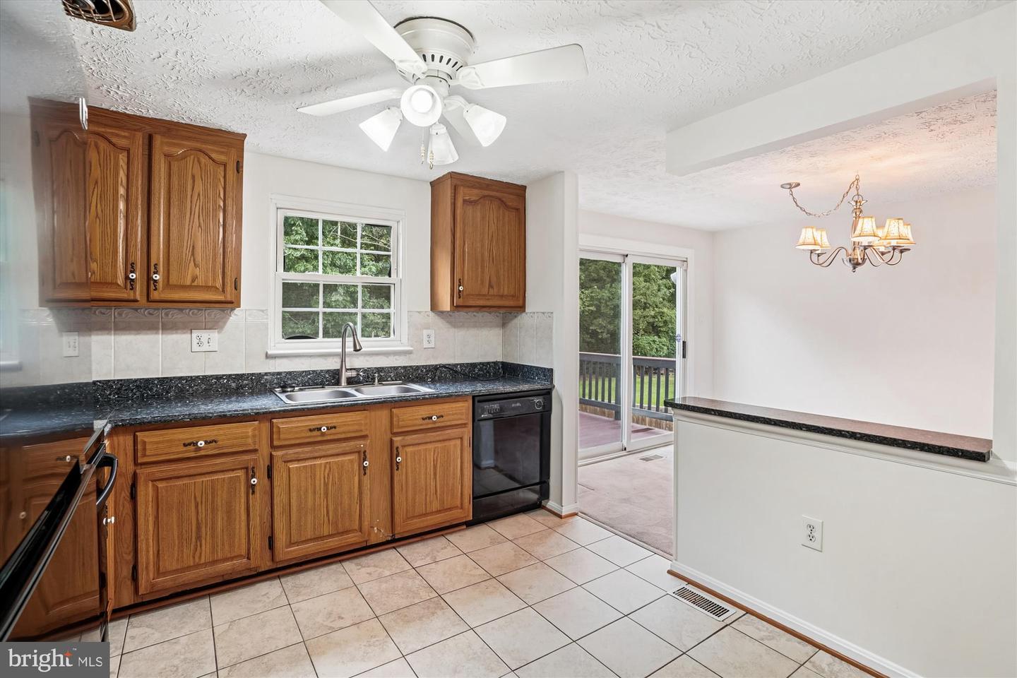 15105 OLDDALE RD, CENTREVILLE, Virginia 20120, 4 Bedrooms Bedrooms, ,2 BathroomsBathrooms,Residential,For sale,15105 OLDDALE RD,VAFX2269582 MLS # VAFX2269582