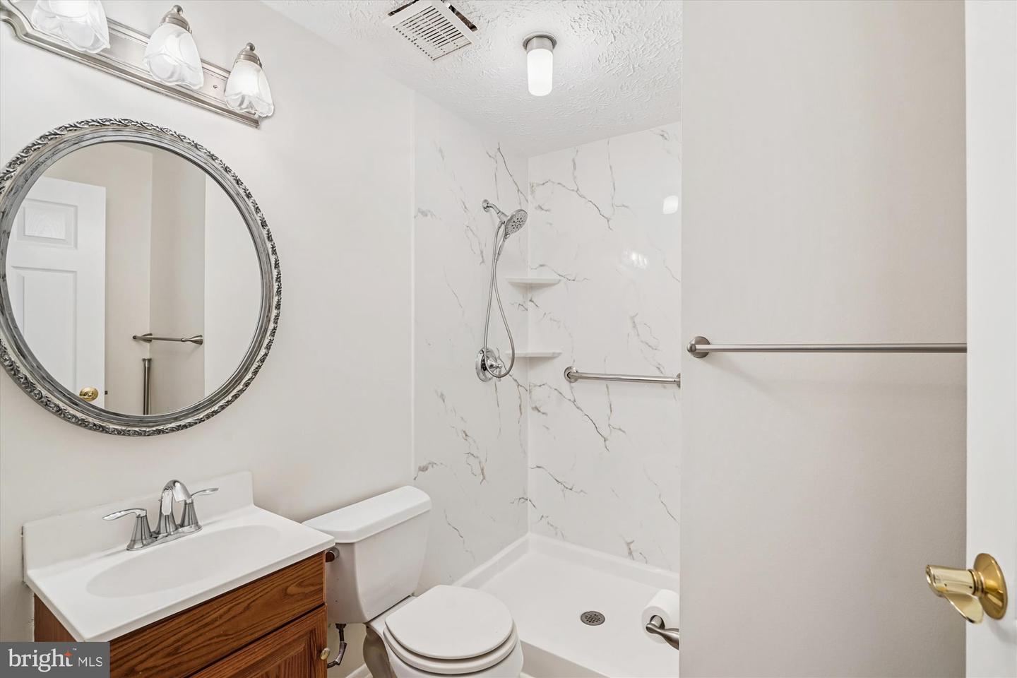 15105 OLDDALE RD, CENTREVILLE, Virginia 20120, 4 Bedrooms Bedrooms, ,2 BathroomsBathrooms,Residential,For sale,15105 OLDDALE RD,VAFX2269582 MLS # VAFX2269582