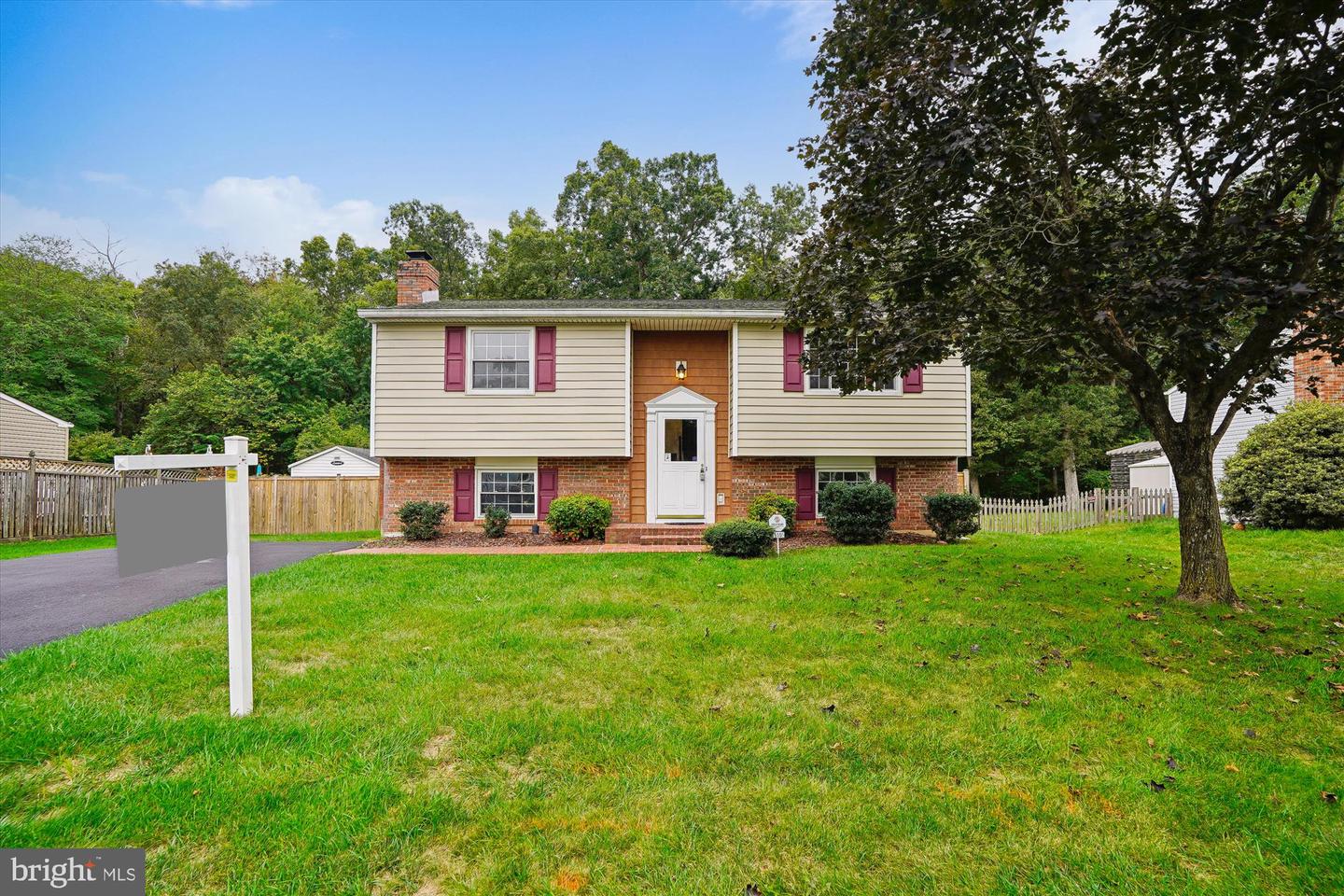 15105 OLDDALE RD, CENTREVILLE, Virginia 20120, 4 Bedrooms Bedrooms, ,2 BathroomsBathrooms,Residential,For sale,15105 OLDDALE RD,VAFX2269582 MLS # VAFX2269582