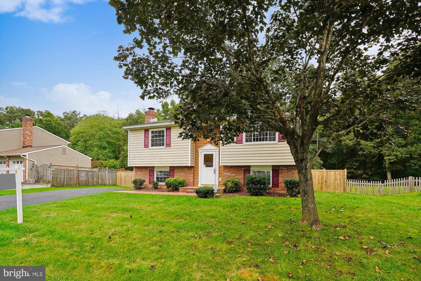 15105 OLDDALE RD, CENTREVILLE, Virginia 20120, 4 Bedrooms Bedrooms, ,2 BathroomsBathrooms,Residential,For sale,15105 OLDDALE RD,VAFX2269582 MLS # VAFX2269582