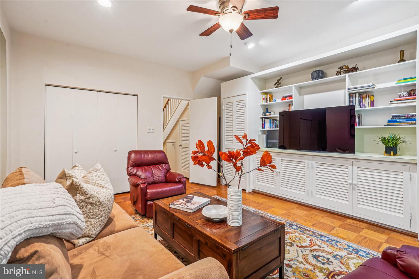 11450 ORCHARD LN, RESTON, Virginia 20190, 3 Bedrooms Bedrooms, 5 Rooms Rooms,2 BathroomsBathrooms,Residential,For sale,11450 ORCHARD LN,VAFX2269584 MLS # VAFX2269584