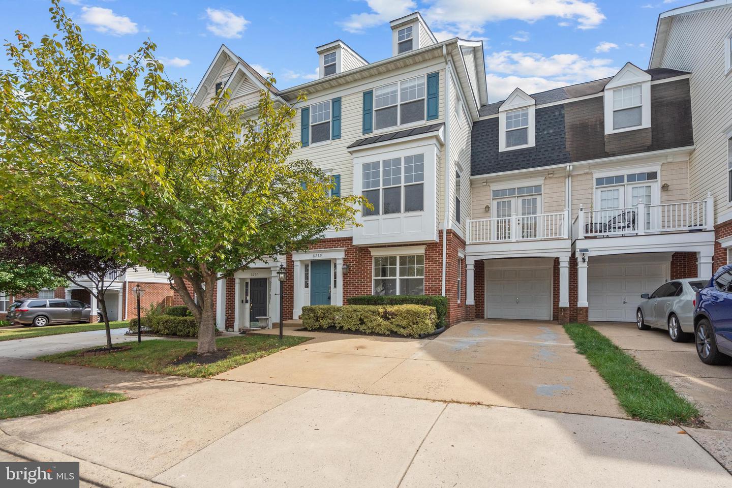 8239 GLADE BANK DR, MANASSAS, Virginia 20111, 4 Bedrooms Bedrooms, 14 Rooms Rooms,3 BathroomsBathrooms,Residential,For sale,8239 GLADE BANK DR,VAPW2104914 MLS # VAPW2104914