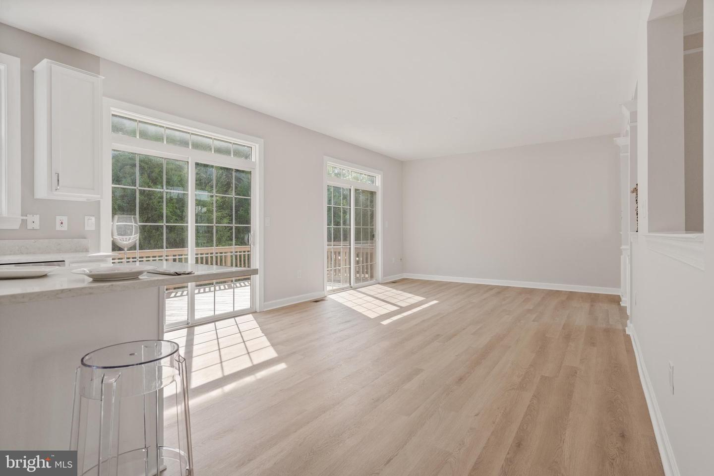 8239 GLADE BANK DR, MANASSAS, Virginia 20111, 4 Bedrooms Bedrooms, 14 Rooms Rooms,3 BathroomsBathrooms,Residential,For sale,8239 GLADE BANK DR,VAPW2104914 MLS # VAPW2104914