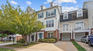 8239 GLADE BANK DR, MANASSAS, Virginia 20111, 4 Bedrooms Bedrooms, 14 Rooms Rooms,3 BathroomsBathrooms,Residential,For sale,8239 GLADE BANK DR,VAPW2104914 MLS # VAPW2104914