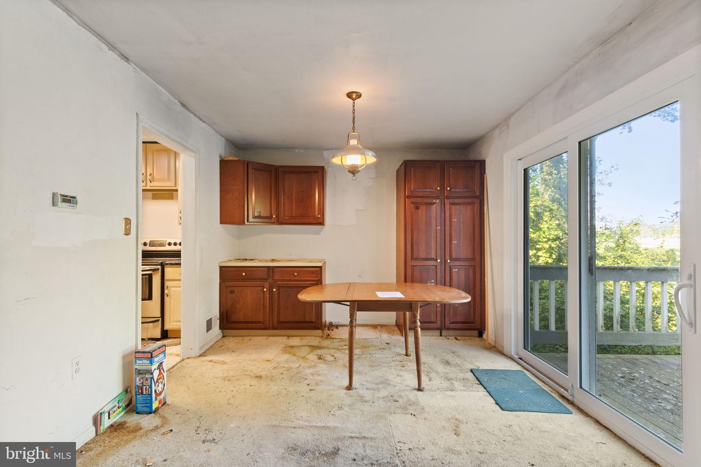 8011 LYNNFIELD DR, ALEXANDRIA, Virginia 22306, 5 Bedrooms Bedrooms, ,3 BathroomsBathrooms,Residential,For sale,8011 LYNNFIELD DR,VAFX2269724 MLS # VAFX2269724