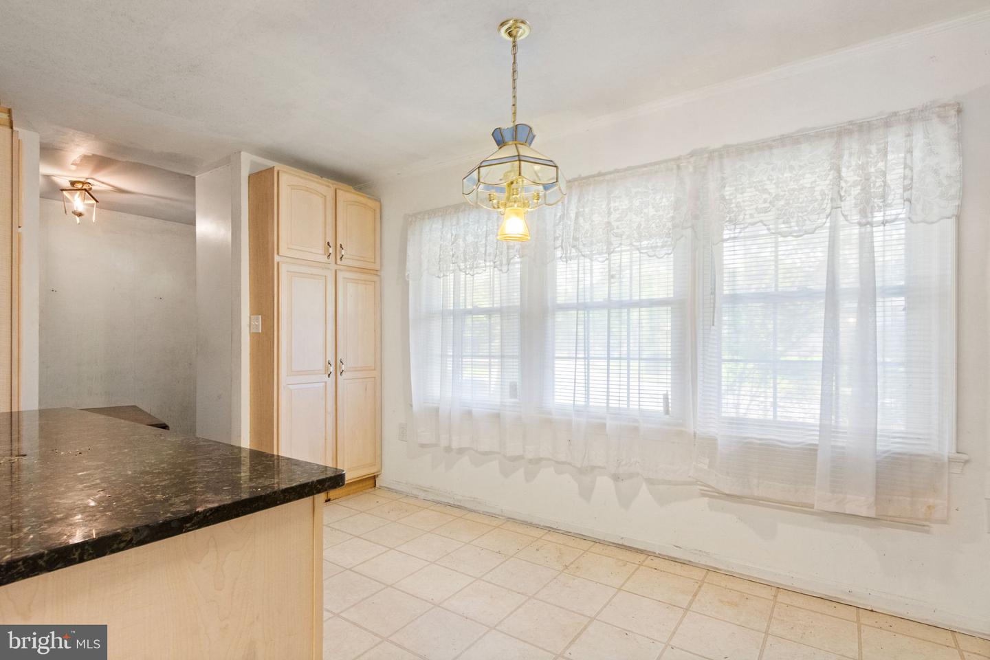 8011 LYNNFIELD DR, ALEXANDRIA, Virginia 22306, 5 Bedrooms Bedrooms, ,3 BathroomsBathrooms,Residential,For sale,8011 LYNNFIELD DR,VAFX2269724 MLS # VAFX2269724